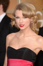 TAYLOR SWIFT at 71st Annual Golden Globe Awards