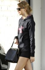 TAYLOR SWIFT in Tight Shorts Leaves a Gym in Beverly Hills