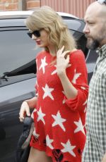 TAYLOR SWIFT Leaves Ballet Classes in Los Angeles