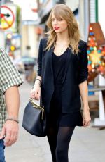 TAYLOR SWIFT Out Shopping in Los Angeles