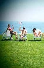TAYLOR SWIFT Personal Bikini Pictures