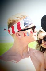 TAYLOR SWIFT Personal Bikini Pictures