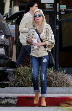 TORI SELLING Out and About in Los Angeles