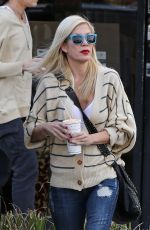 TORI SELLING Out and About in Los Angeles