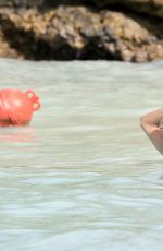 VICTORIA SILVSTEDT in Bikini in St/ Barts