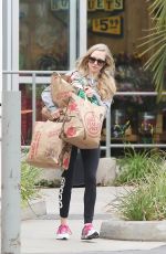 AMANDA SEYFRIED Shopping at Trader Joe