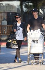 ARIS HILTON and River Viiperi Shoping for Groceries