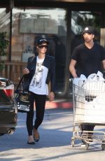 ARIS HILTON and River Viiperi Shoping for Groceries