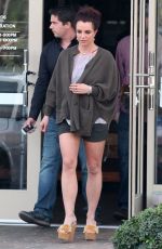 BRITNEY SPEARDS Out for Lunch in Agoura Hills