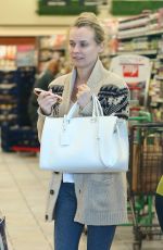 DIANE KRUGER Shopping Grocery at Gelson