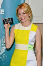 ELIZABETH BANKS at 2nd Annual Listerine 21 Days Challenge Launch