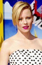 ELIZABETH BANKS at The Lego Movie Premiere in Los Angeles