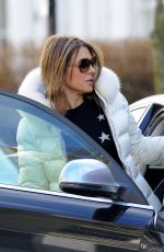 ELIZABETH HURLEY Leaves Her Home in London
