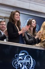 EMILY RATAJKOWSKI, GIGI HADID, KATE BOCK, NATASHA BARNARD and EMILY DIDONATO Rings the Closing Bell at the New York Stock Exchange