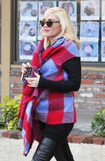GWEN STEFANI Visit Her Acupuncture Doctor in Los Angeles