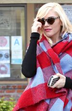 GWEN STEFANI Visit Her Acupuncture Doctor in Los Angeles