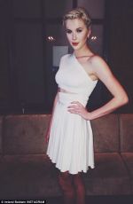 IRELAND BALDWIN at Cushnie Et Ochs Fashion Show in New York