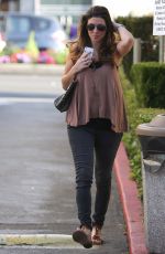 JAMIE LYNN SIGLER at Drybar in West Hollywood