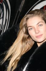 JESSICA HART at Alice + Olivia Fall 2014 Fashion Show in New York