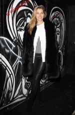 JESSICA HART at Alice + Olivia Fall 2014 Fashion Show in New York