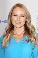 JEWEL Celebrates Launch of Swiffer