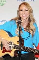 JEWEL Celebrates Launch of Swiffer