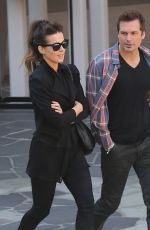 KATE BECKINSALE and Len Wiseman Out Shopping in Santa Monica