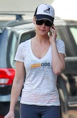 KATHERINE HEIGL in Tights Arrives at a Gym in Los Angeles