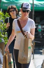 KATHERINE HEIGL Leaves a Grocery Store in Los Angeles