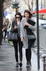 KENDALL JENNER Leaves Elite Model Agency  in Paris
