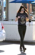 KENDALL JENNER Leaves Noah