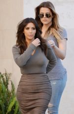 KIM and KHLOE KARDASHIAN an KYLIE JENNER Arrives at Naimie