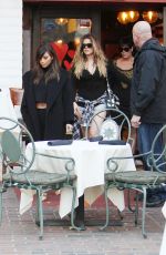 KIM KARDASHIAN Out for Lunch with KRIS JENNER at Fins Seafood Grill