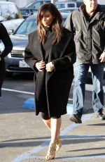 KIM KARDASHIAN Out for Lunch with KRIS JENNER at Fins Seafood Grill