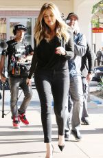KIM< KOURTHEY and KHLOE KARDASHIAN on the Set of Keep Up With the Kardashians