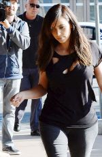 KIM< KOURTHEY and KHLOE KARDASHIAN on the Set of Keep Up With the Kardashians