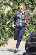 KRISTEN BELL Out and aAbout in Los Angeles