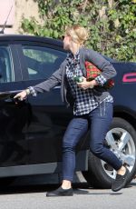 KRISTEN BELL Out and aAbout in Los Angeles