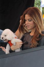 MARIA MENOUNOS on the Set of Extra in Universal City 2702