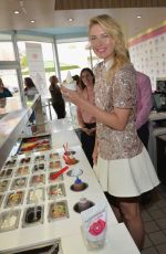 MARIA SHARAOVA Unveils Sugarpova Toppings Exclusively for Pinkberry