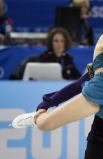 MERYL DAVIS and Charlie White at 2014 Winter Olympics in Sochi