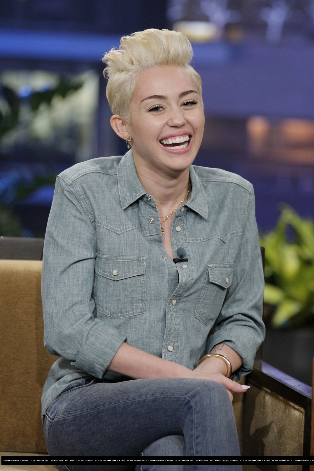 MILEY CYRUS at The Tonight Show with Jay Leno – HawtCelebs