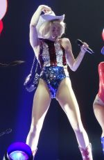 miley cyrus - bangerz tour in anaheim  02/20/14