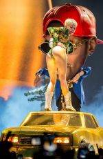 miley cyrus - bangerz tour in anaheim  02/20/14