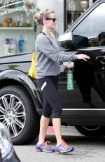 REESE WITHERSPOON Leaves a Gym in Brentwood 2602