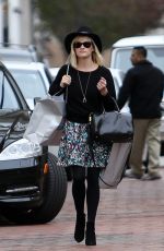 REESE WITHERSPOON Leaves Neyman Marcus in Beverly Hills