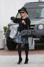 REESE WITHERSPOON Leaves Neyman Marcus in Beverly Hills