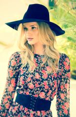 ROSIE HUNTINGTON-WHITELEY - Coveteur 2014 Photoshoot