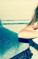 ROSIE HUNTINGTON-WHITELEY - Coveteur 2014 Photoshoot