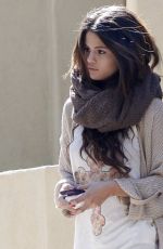 SELENA GOMEZ in Ripped Jeans Out in Los Angeles